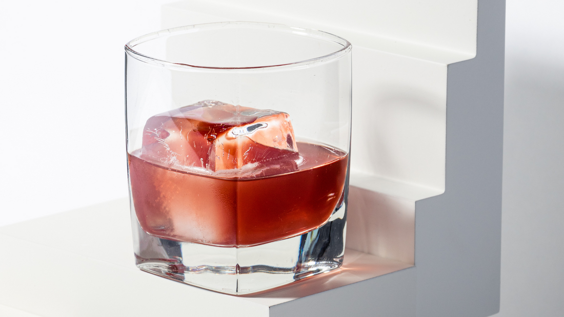 Why Tenneyson Is the Ultimate Botanical Non-Alcoholic Spirit for the Modern, Mindful Drinker